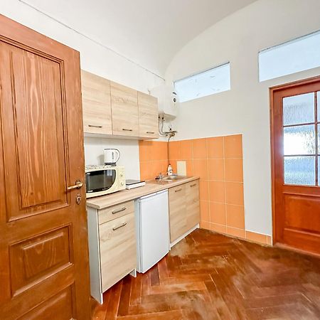 Old Town Apt. A/C And Parking Μπάνσκα Μπίστριτσα Εξωτερικό φωτογραφία