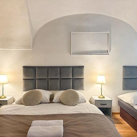Old Town Apt. A/C And Parking Μπάνσκα Μπίστριτσα Εξωτερικό φωτογραφία