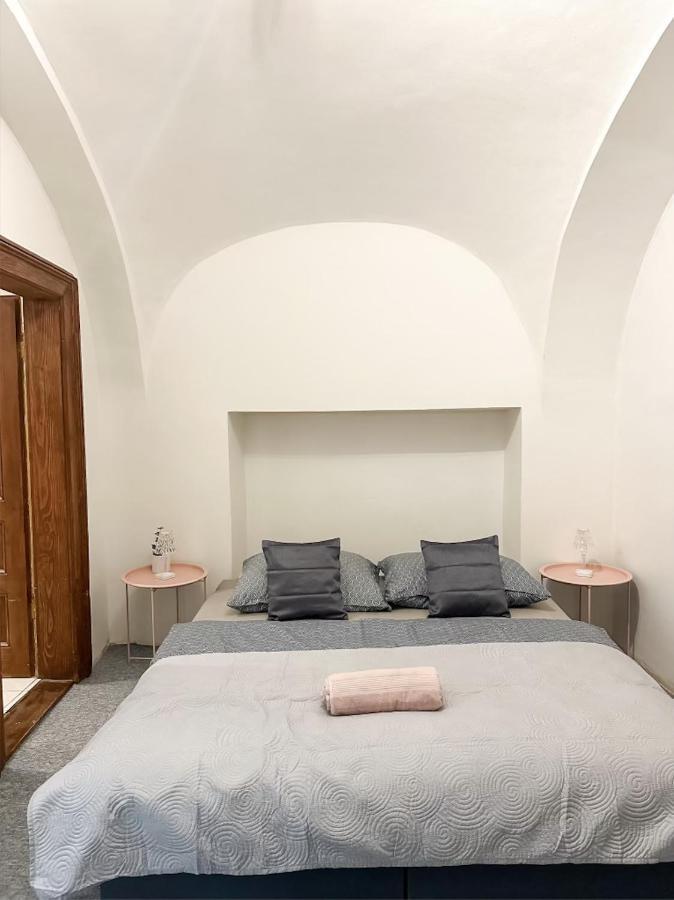 Old Town Apt. A/C And Parking Μπάνσκα Μπίστριτσα Εξωτερικό φωτογραφία