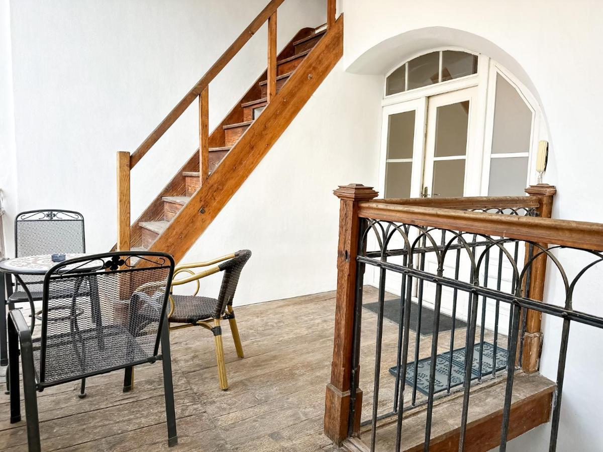 Old Town Apt. A/C And Parking Μπάνσκα Μπίστριτσα Εξωτερικό φωτογραφία