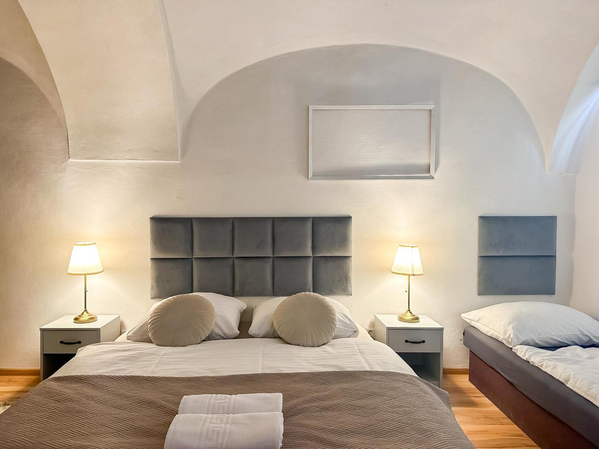 Old Town Apt. A/C And Parking Μπάνσκα Μπίστριτσα Εξωτερικό φωτογραφία